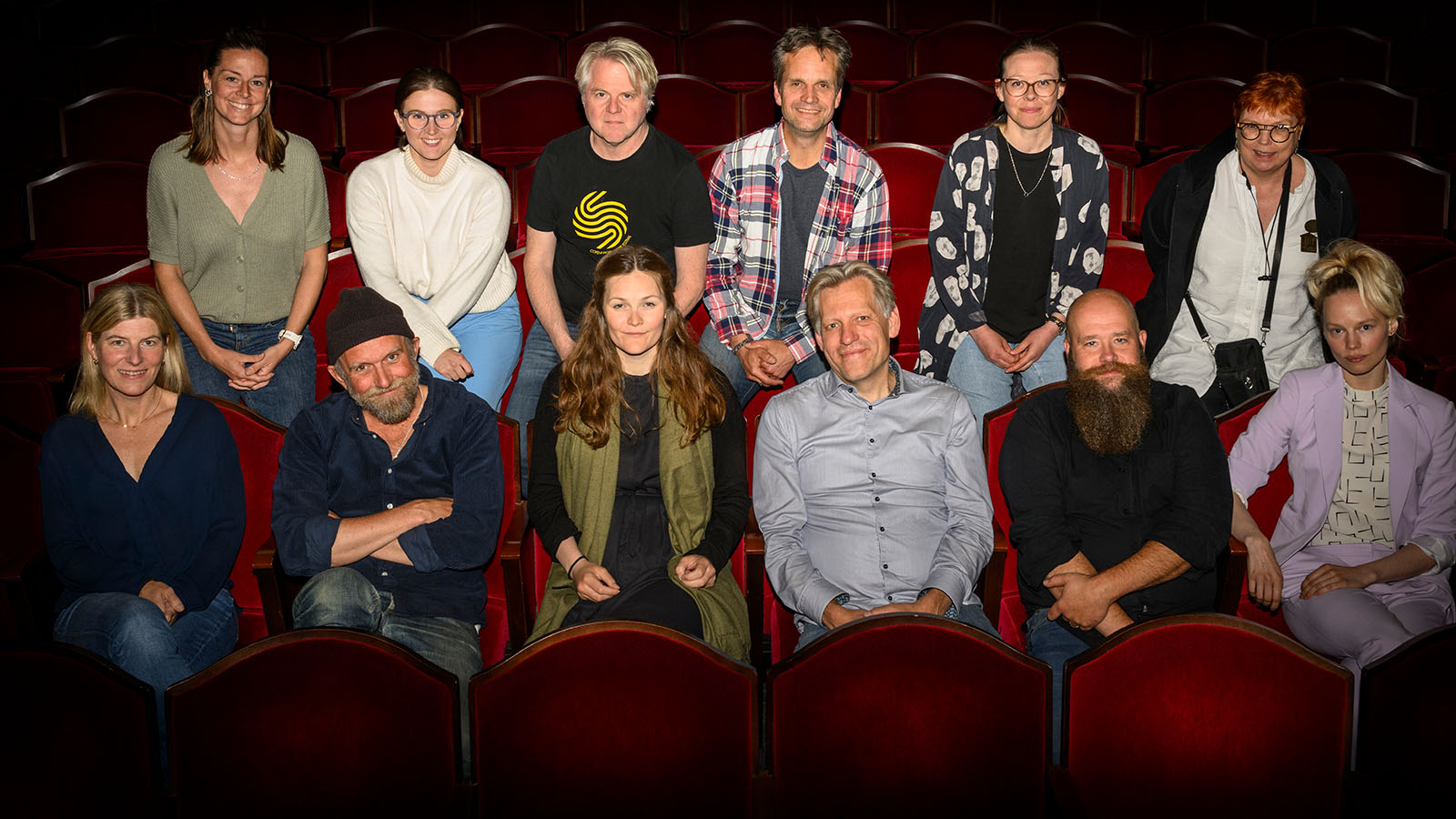 Så länge bollen rullar-ensemblen med Lotta Schelin, David Oest med flera